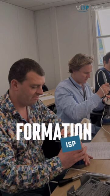 « Une expertise qui fait la différence. »

🎤 Découvrez l’intervention du Dr Alexandre Deleage lors de notre formation du 9 février.

À travers son expérience, il partage son retour sur la formation et les raisons qui l’a amené à franchir le cap de se former.

Consultez notre site pour découvrir les prochaines dates de formation ou contactez-nous directement !

📩 Message privé (DM)
📧 Email : contact@sousperiostes.fr

📞 Ligne directe : 06 69 46 27 49

#dentaire #implantdentaire #ISP #implantsousperioste #chirurgiedentaire